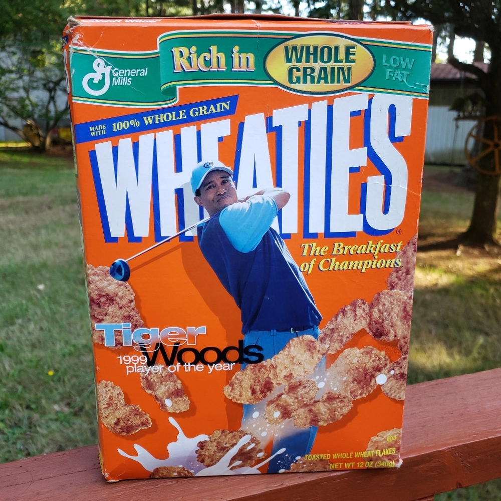 WHEATIES Tiger Woods 1999 Player Of The Year Box - WITH DAMAGE